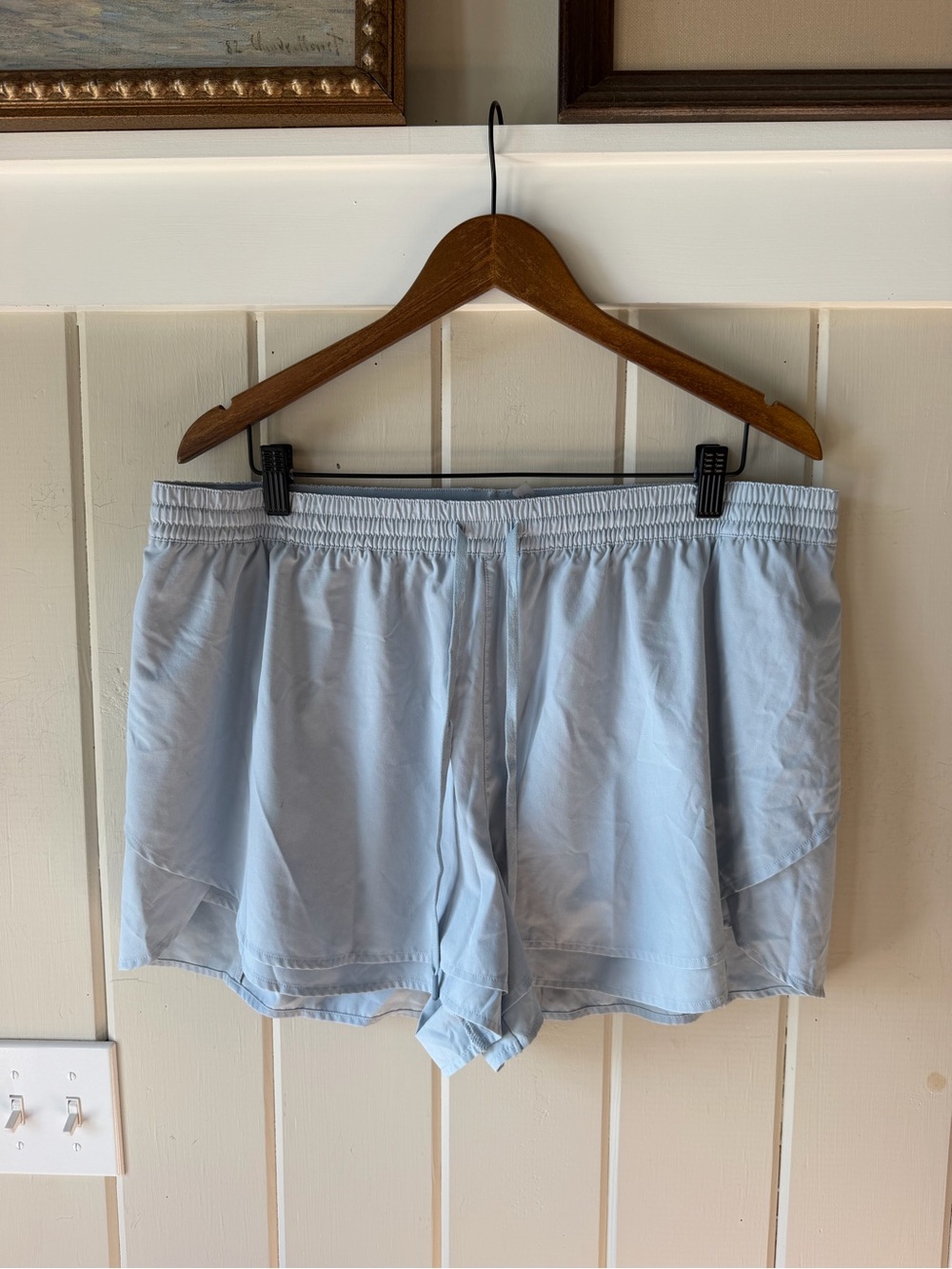 CALIA Light Blue-ish Grey Women’s Athletic Shorts, 2.5 in, Size XL